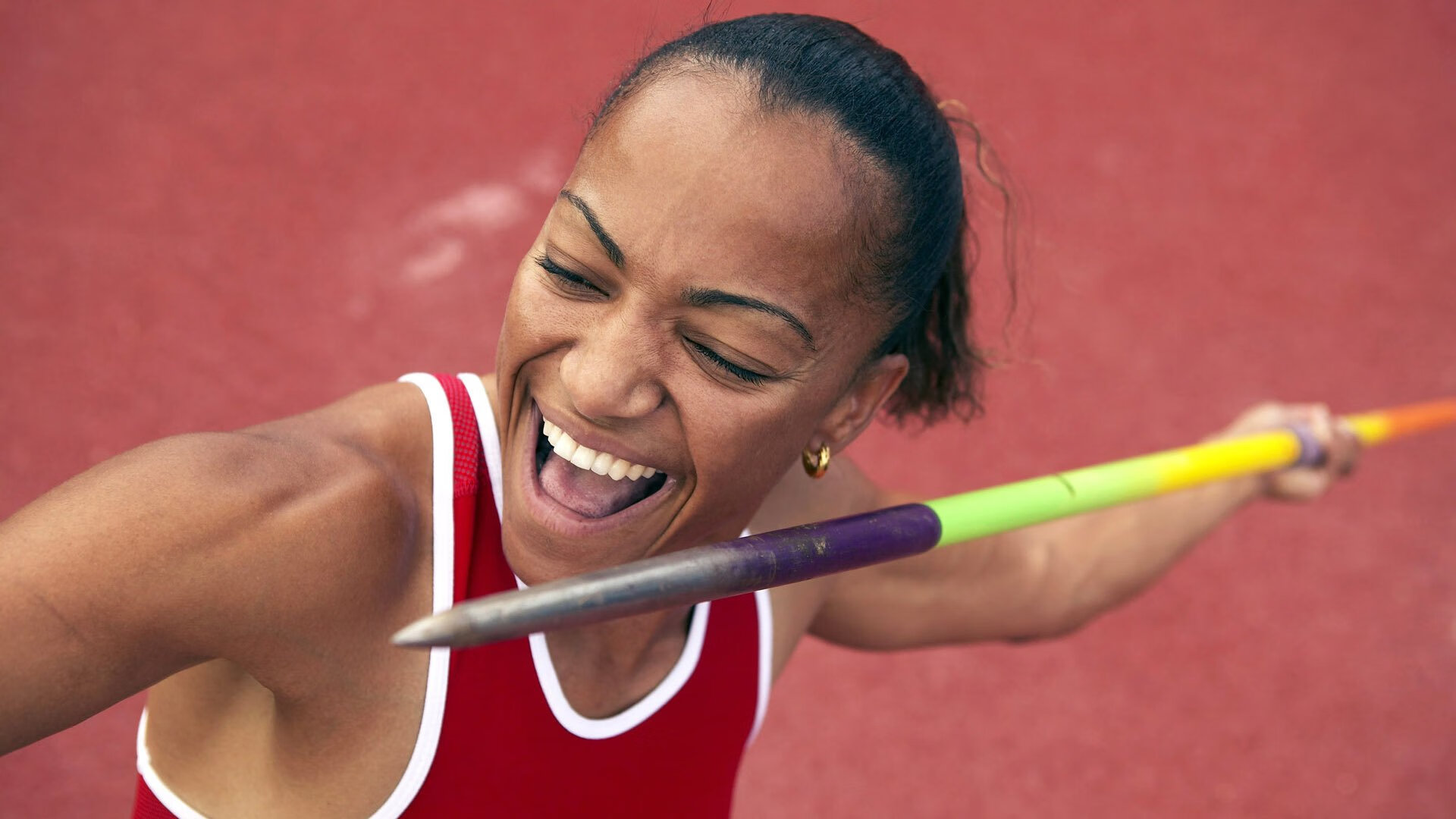 AYX官网-各地举办足球趣味跑比赛，吸引众多参与者，足球趣味项目