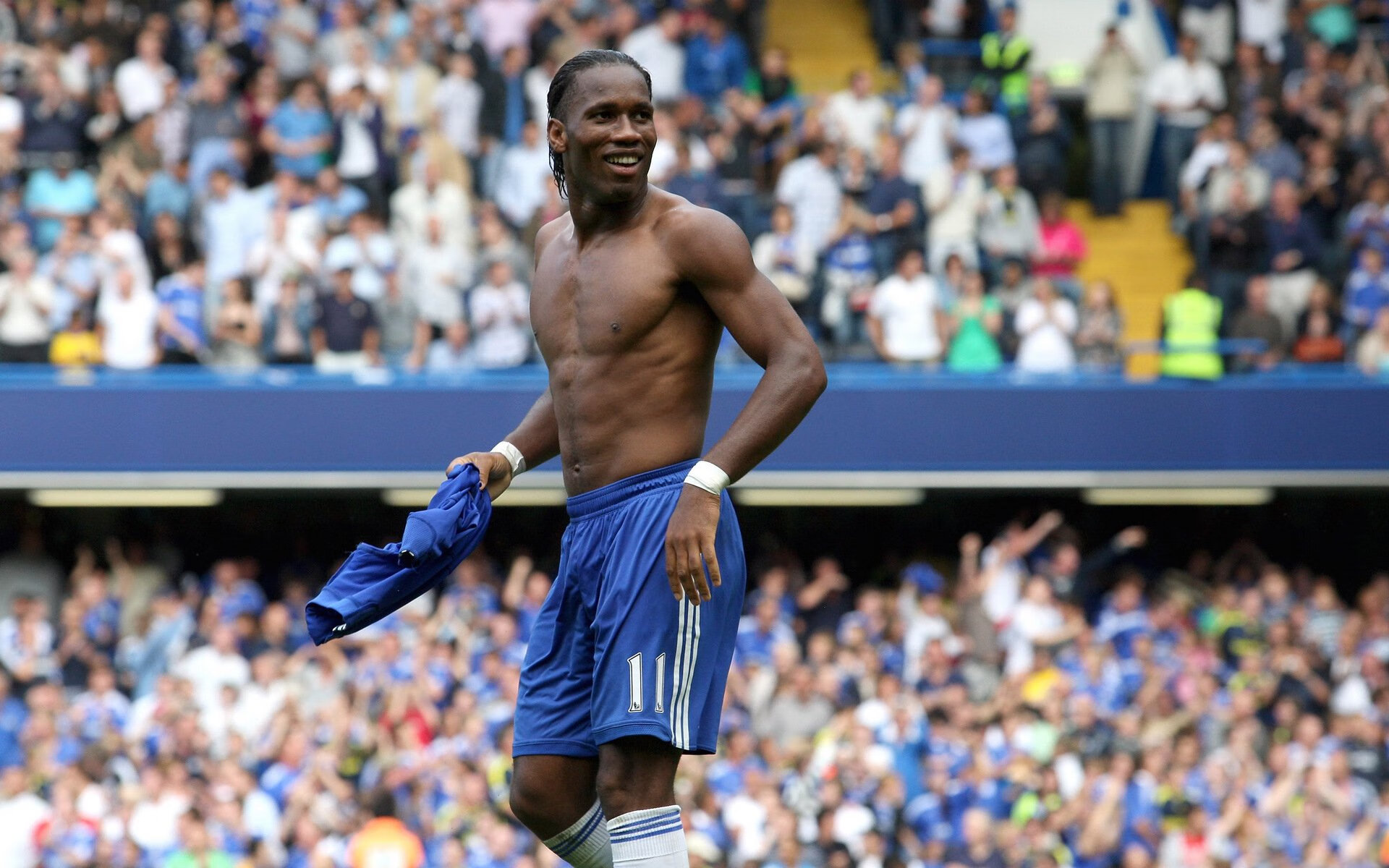 爱游戏娱乐-法国新秀崭露头角，未来军团潜力无限